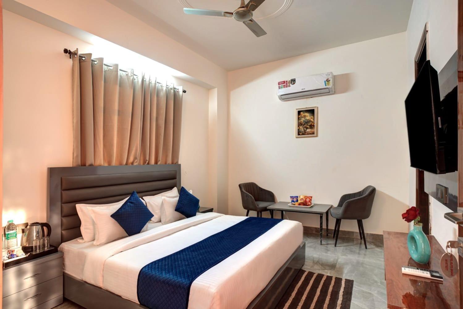 Hotel Elite Grand Near Kailash Hospital Noida Zewnętrze zdjęcie