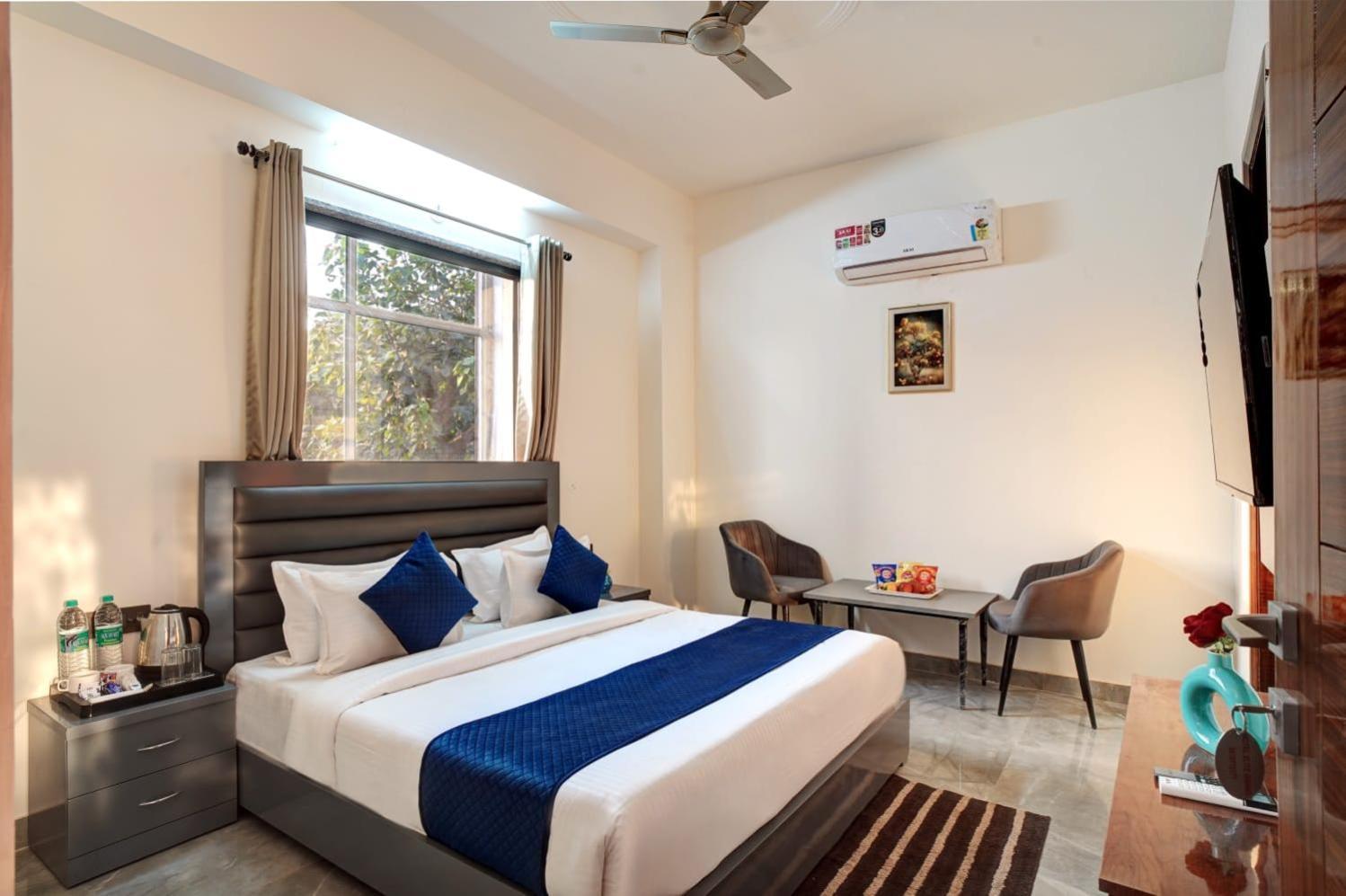 Hotel Elite Grand Near Kailash Hospital Noida Zewnętrze zdjęcie